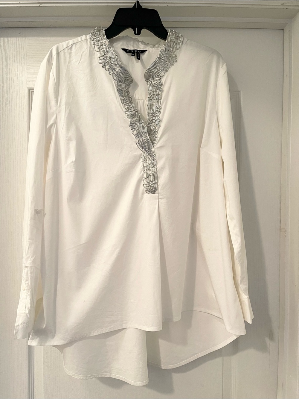 White Embroidered V-Neck Women’s Tunic Top